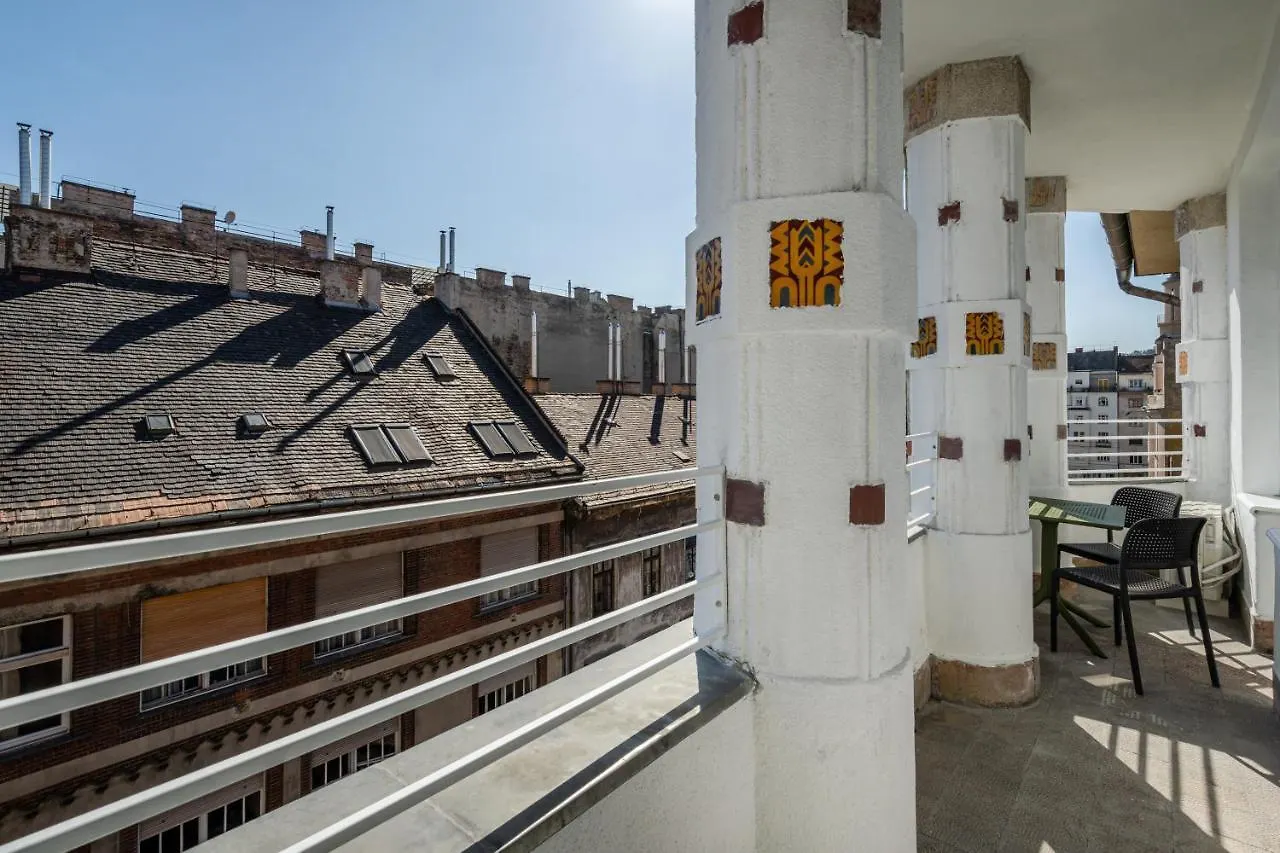 R6 - Boutique Apartments, Best Location By Bqa Budapest 0*,