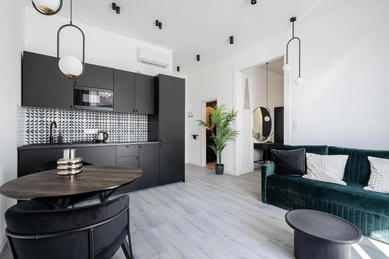 Apartment R6 - Boutique Apartments, Best Location By Bqa Budapest Hungary